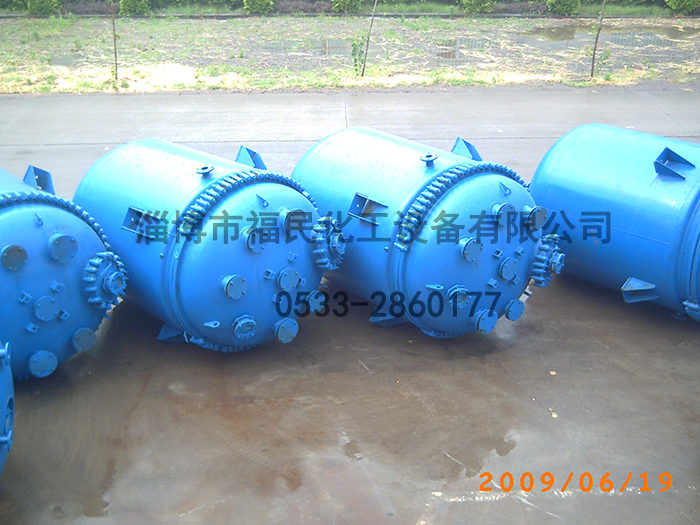 <a href='http://www.qmlsny.com/glasslined/k/17.html' target='_blank'><u>搪瓷反應(yīng)釜</u></a>的自潤滑軸套介紹